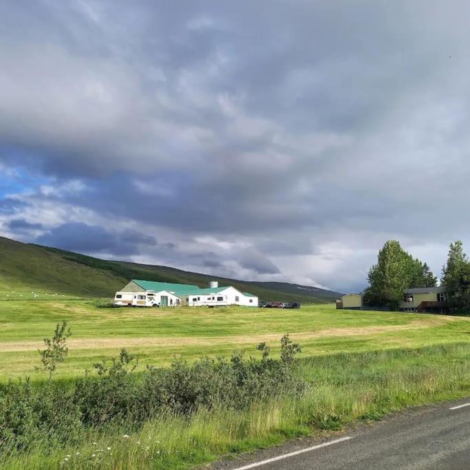 Þorsmoerk Farm 12 Min From Akureyri Apartamento Svalbarthseyri Exterior foto