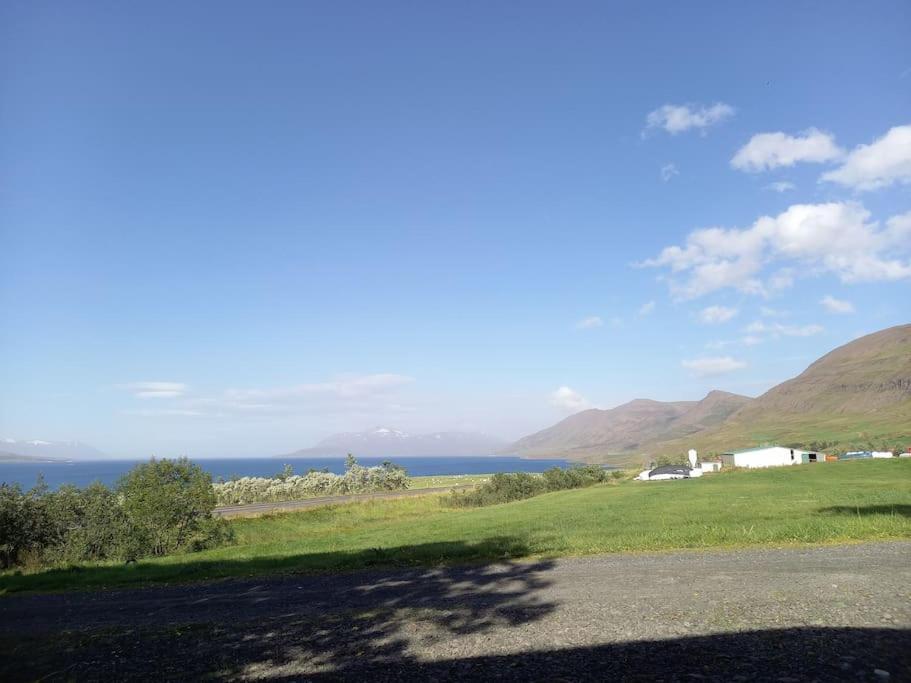 Þorsmoerk Farm 12 Min From Akureyri Apartamento Svalbarthseyri Exterior foto